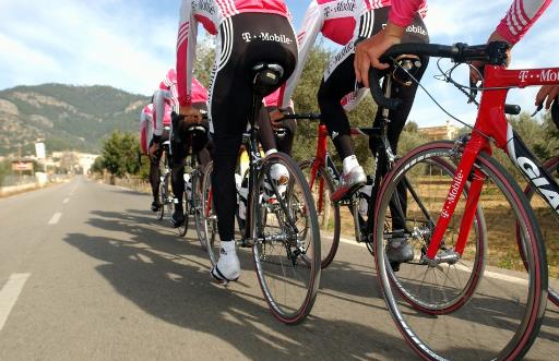 “焕发容颜”的几项运动,坚持下去,你和同龄人有很大的