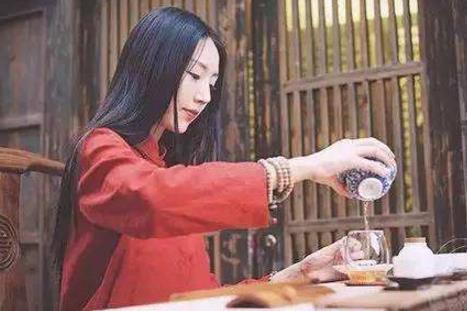 女人喝哪些茶有助于排毒?女人如何排毒才有效