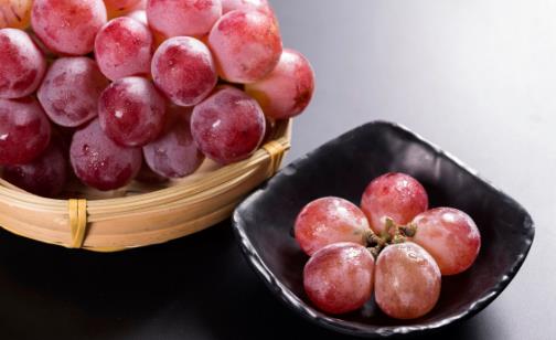 秋季养生,多吃应季水果