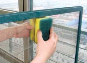 纱窗清洗：隐形纱窗怎么清洗