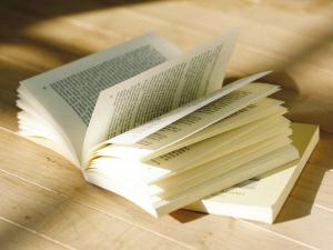 如何清除书上污渍?清除书上污迹小窍门