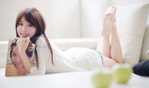 家居生活的健康常识:屋里花多眼睛累