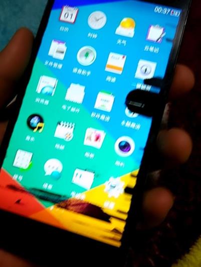 手机漏液不修有影响吗?漏液了一定要换内屏吗