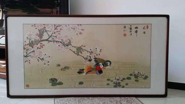 客厅里挂花鸟画选什么题材好,这四类最适宜了