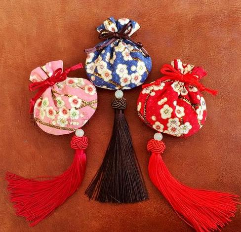 端午香包里面有麝香吗?端午节香包要挂到什么时候?