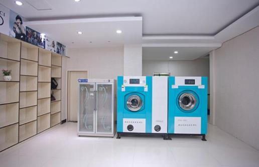 2021年开干洗店赚钱吗?干洗衣店一年能赚多少钱?