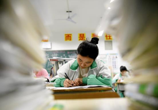 2021年高考全国卷有几套?2021年高考报志愿怎么填报要注意什么?