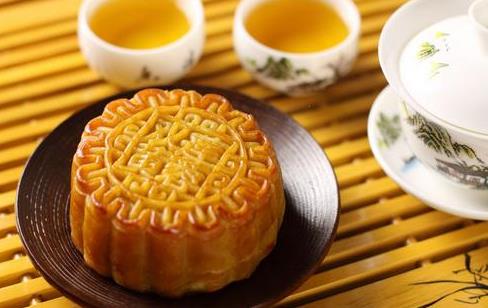 2021中秋节送礼提前送好还是节日当天送好?中秋节送长辈礼物还是红包