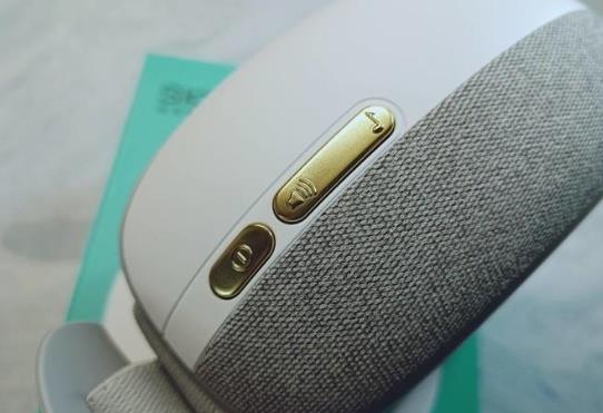 用skg仪脖子长红疙瘩怎么回事?skg仪不震动了中间掉出来是咋回事