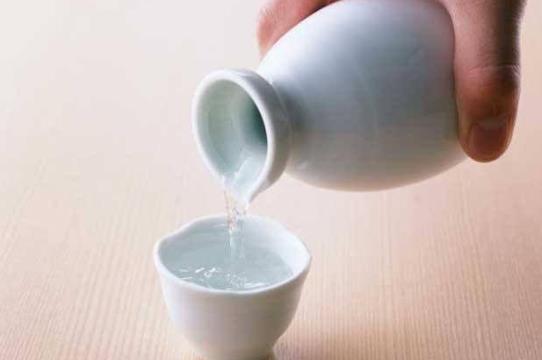 浓度95的酒精和浓度75的酒精哪个消毒好?95酒精配75需加水多少毫升水