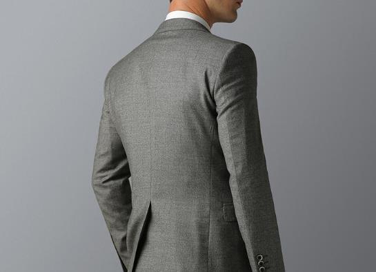 含羊毛的衣服可以水洗吗?羊毛大衣的吊牌可信吗