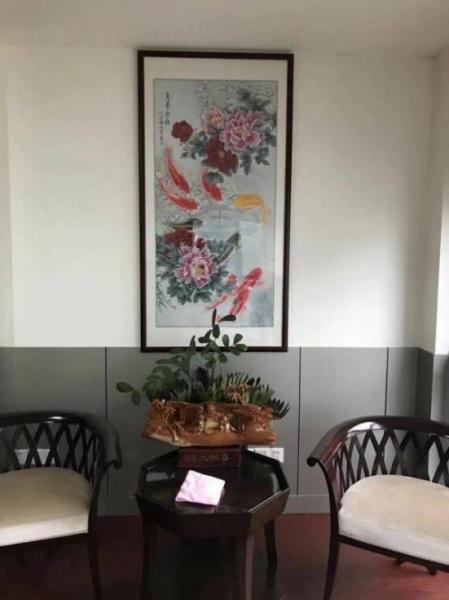 室内大白墙上挂什么画好，灵动花鸟画带来的别样艺术情调