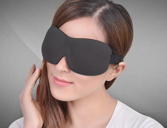 眼罩怎么戴不勒耳朵?几岁的孩子可以用蒸汽眼罩?