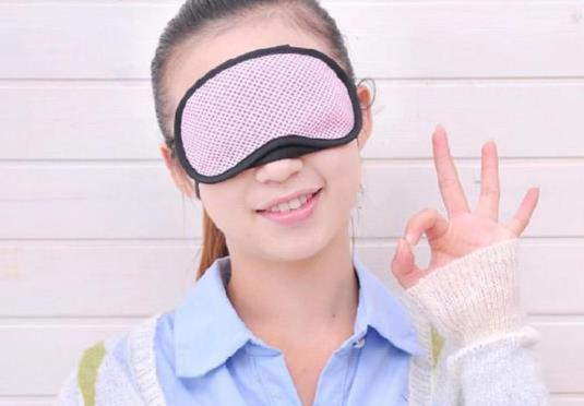戴什么样的眼罩睡觉最舒服?什么颜色的眼罩对眼睛好?