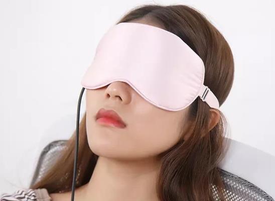 眼罩是3d的好还是普通的好?蒸汽眼罩用完可以当普通眼罩用吗?
