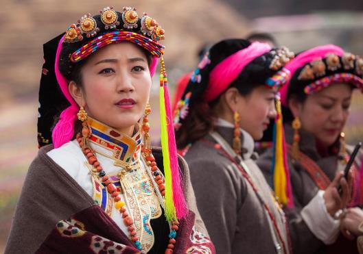 一妻多夫制对女人有好处吗?一妻多夫制能改善人口问题吗?