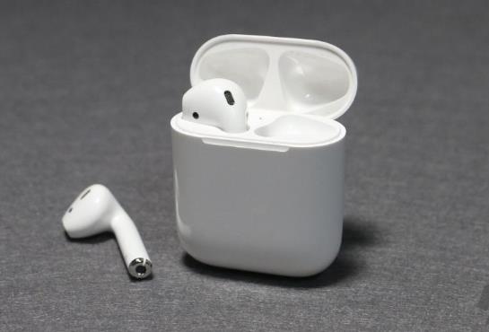 airpods充电仓会自己掉电吗?airpods充电仓一天就没电了是咋回事