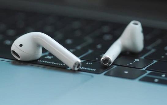 AirPods充电仓一晚掉多少电?airpods充电仓不用都掉电正常吗