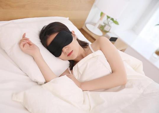 眼罩是有冰袋好还是没冰袋的好?眼罩冰袋是一次性的吗?