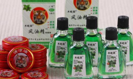 风油精涂脸上有伤害吗 长期吸入风油精的味道有害吗