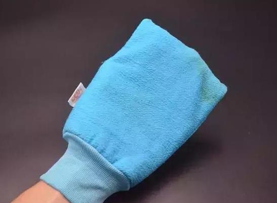 常用搓澡巾搓澡会对皮肤产生什么危害吗?搓澡巾出现黄褐色还能不能用?