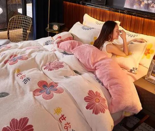 跑被子是被套的原因还是被子的原因?羽绒被不套被套可以吗