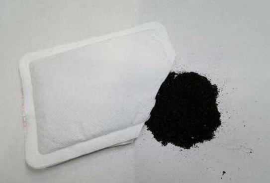 为啥暖宝宝电热毯不能一起用?暖宝宝粉末弄脏衣服了怎么办?