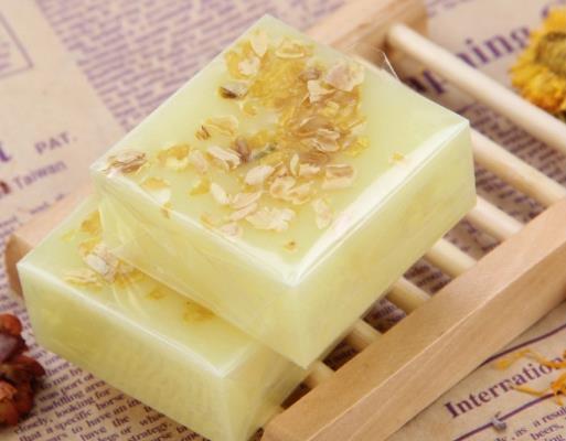 手工皂长油斑还能用吗?手工皂酸败是什么味道?