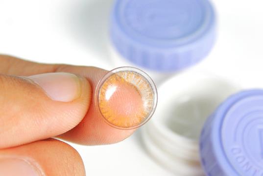 隐形眼镜护理液可以用洗眼液代替吗?没有隐形护理液可以用啥代替