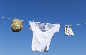 衣服总变黄?恢复洁白亮丽有办法!