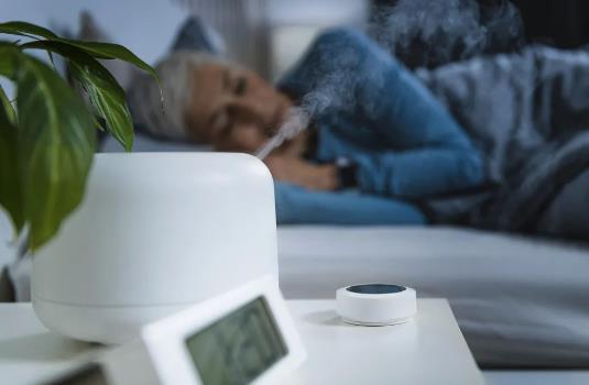 加湿器水没有用完可以一直放着吗?加湿器水没用完需要倒了吗?