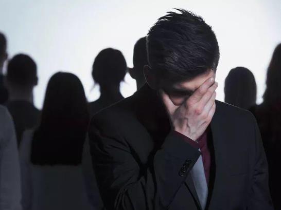 社交恐惧症应该注意什么?社交恐惧有什么症状?