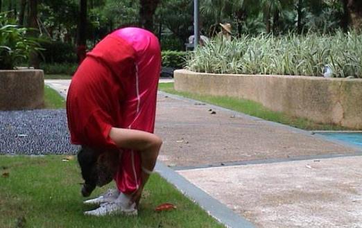 筋长一寸寿延十年 自己练抻筋的注意事项