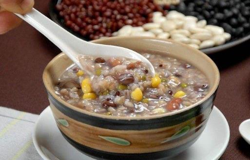 吃粗粮对老人身体的好处 老人食用要粗粮细作