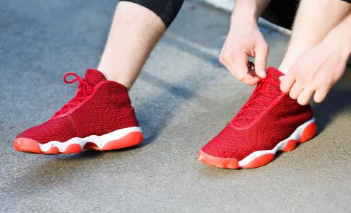 给老人买鞋有诀窍 老年人挑鞋子的原则