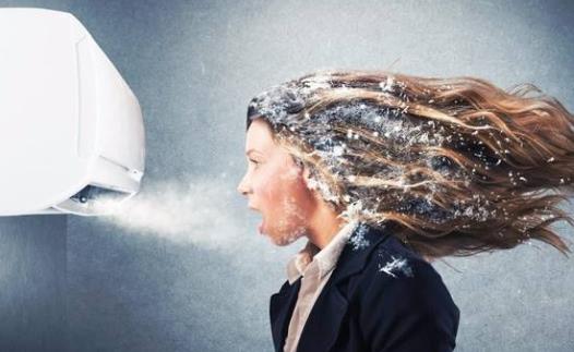 职业女性经常性掉发的原因 脱发的饮食调理