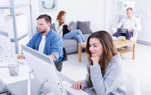 白领减轻压力 把压力当成是挑战乐观对待