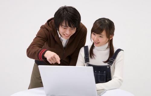 学生高考过后不要过度使用电脑