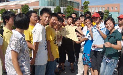 高三学生吸氧减压 补脑不如调心