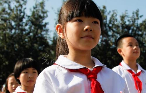 学生开学谨防手足口病